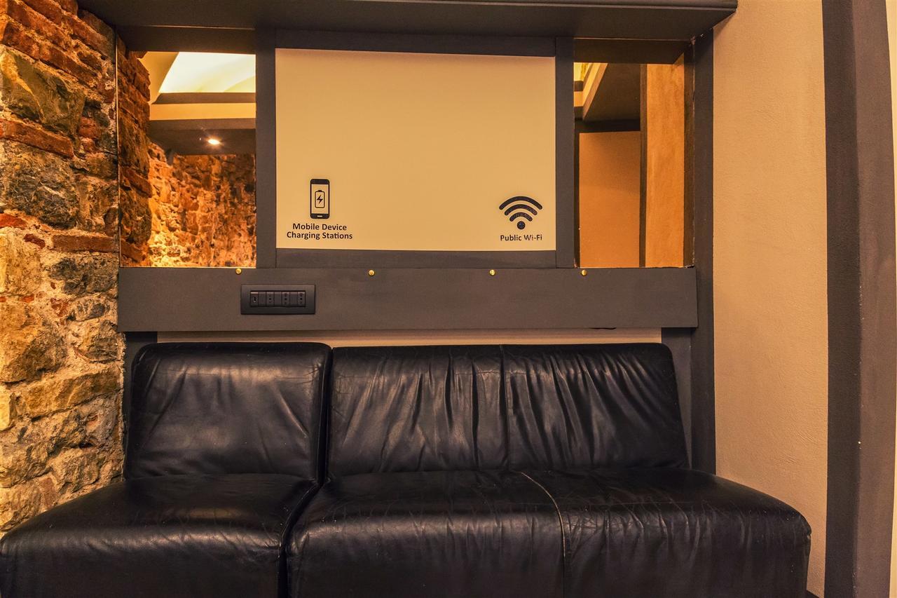 Hotel Pino ليريسي المظهر الخارجي الصورة