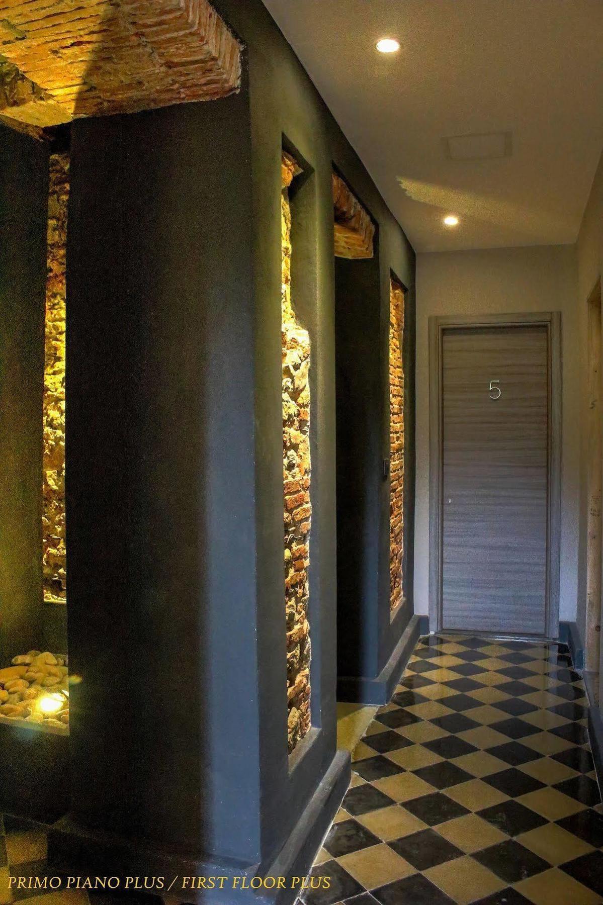 Hotel Pino ليريسي المظهر الخارجي الصورة