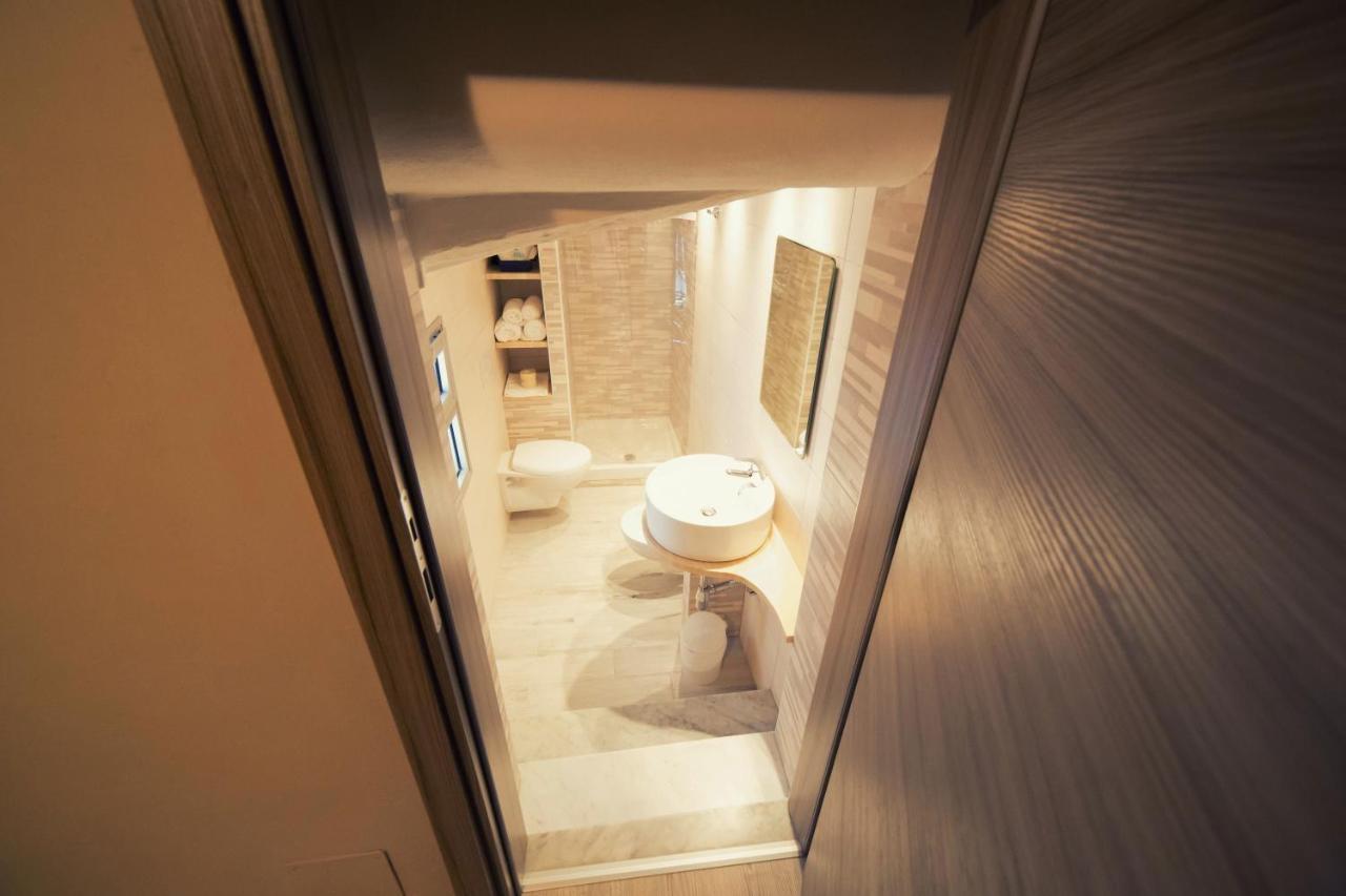 Hotel Pino ليريسي المظهر الخارجي الصورة